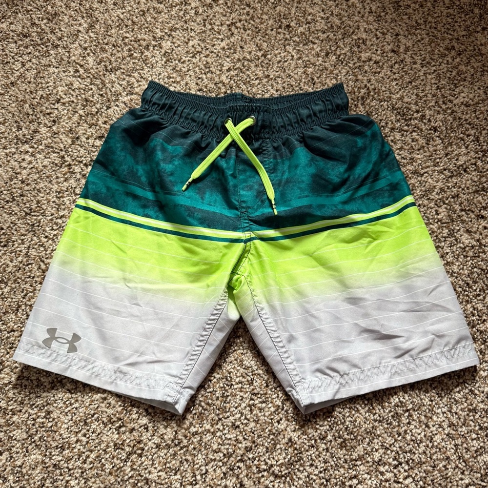 Kids Under Armour Green and Gray Swim trunks size small